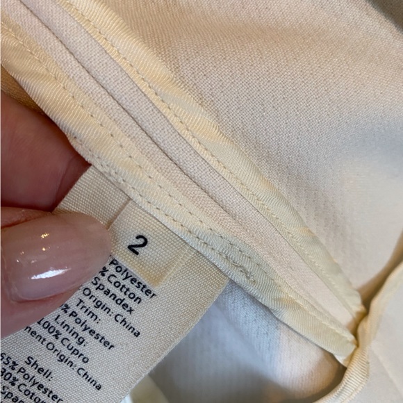 L’AGENCE creme blazer, size 2 - Picture 8 of 9